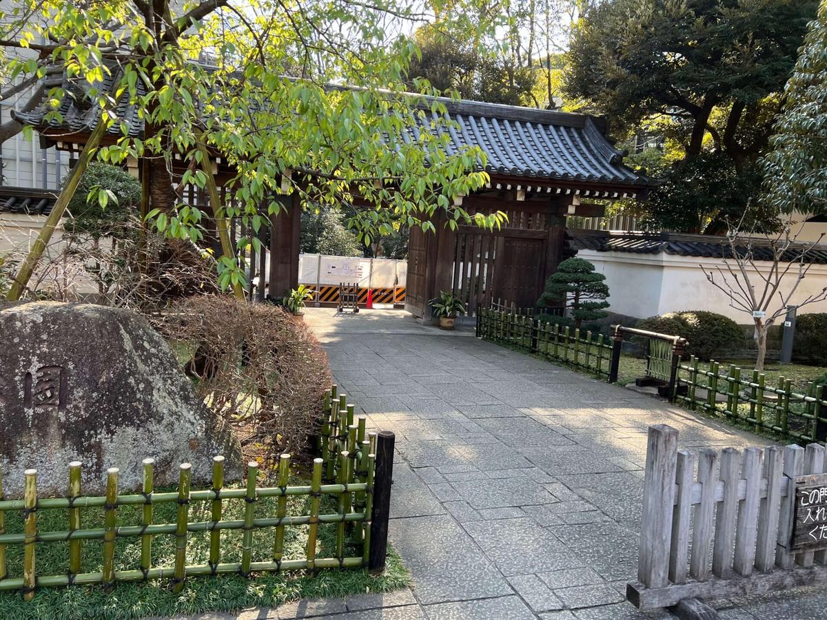 薬医門