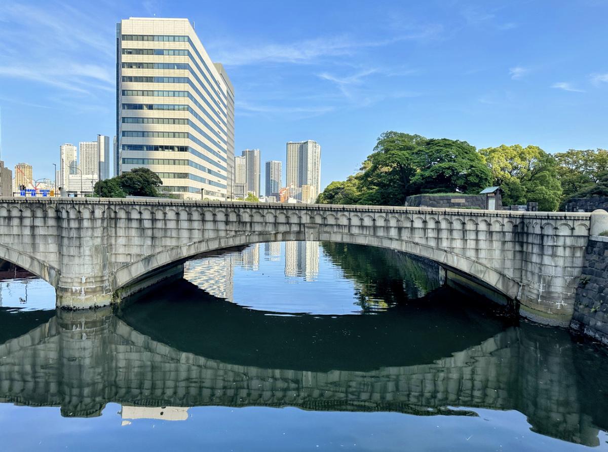 築地川　浜離宮の東側に姿を現し隅田川へと注ぐ。